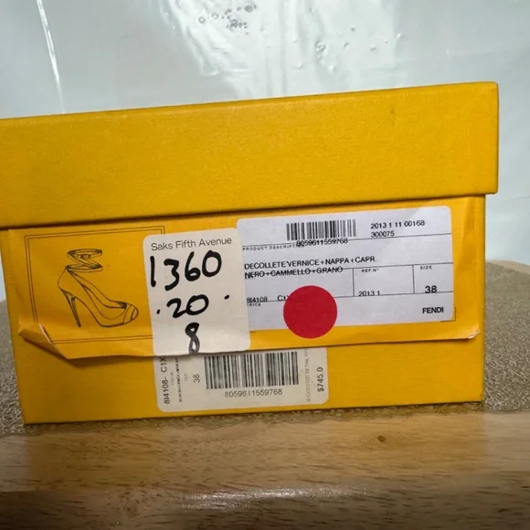 FENDI Décolleté Vernice High Heels Shoes size 38